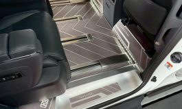 V圖 天穹灰 全鋁精雕地板